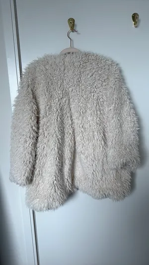 Old Navy Faux Fur Coat thumbnail 3