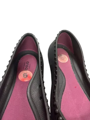 Crocs womans black rubber slip on casual shoes sz 6 SKU 10-102 thumbnail 6
