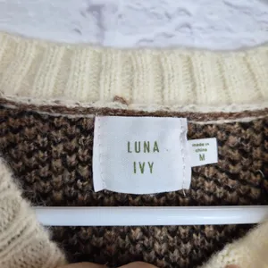 Luna Ivy Teddy Bear Graphic Sweater NWT M Brown Knit Crewneck Cropped Preppy thumbnail 4