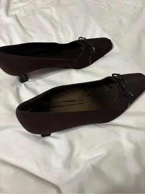 Stuart Weitzman Brown Square Toe Kitten Heel Pumps Patent Bow Women’s 11B thumbnail 4