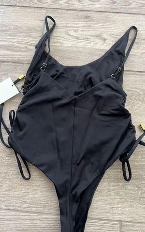 One Piece Black  Bikini thumbnail 5