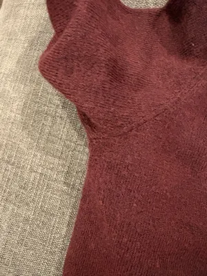 H&M Sweater thumbnail 4