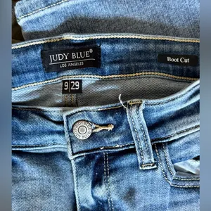Judy Blue Light Wash Bootcut Jeans thumbnail 2