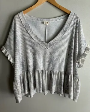 Peach Love California Gray Waffle Knit Peplum Top Large thumbnail 1