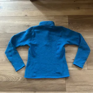 Patagonia Women's Micro D® 1/4-Zip in Blue thumbnail 3