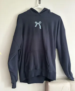Hollister hoodie thumbnail 1
