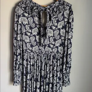 BODEN Ruffle Jersey Maxi Dress 8 Blue thumbnail 7