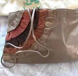 Vintage Glove Soft Leather Crossbody Bag thumbnail 1