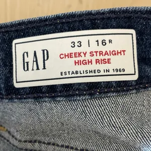 GAP Women's Blue Classic High Rise Wide Leg Cheeky Straight Denim Jeans Pants 16 thumbnail 5