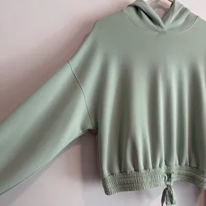 Sweaty Betty Women's Size Small Mint Green Cropped Hoodie Sweatshirt Drawstring thumbnail 3