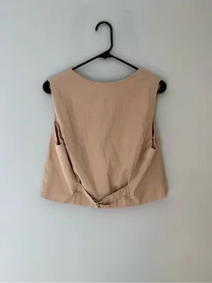Abercrombie & Fitch Tan Tailored Button Front Vest Top Women’s Large thumbnail 6