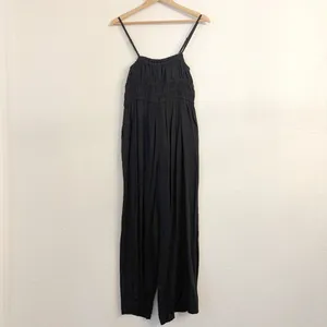 Old Navy Linen Blend Jumpsuit Medium Minimalist Smocked Wide‎ Leg Ankle Black thumbnail 6