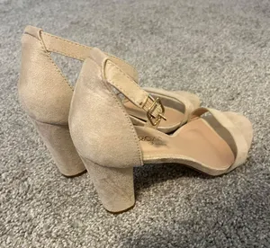 Boutique heels Tan Size 8.5 thumbnail 2
