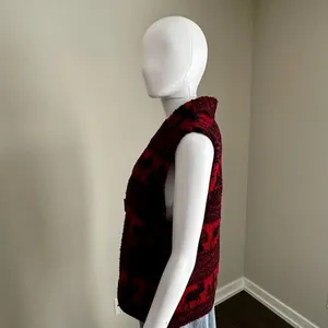 Vintage Woolrich CabinCore Red + Black Winter Print Fleece Vest Toggle Closure thumbnail 6