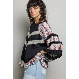 POL Round Neck‎ Half Sleeve Contrast Floral Lace Oversized Knit Top - Small thumbnail 2