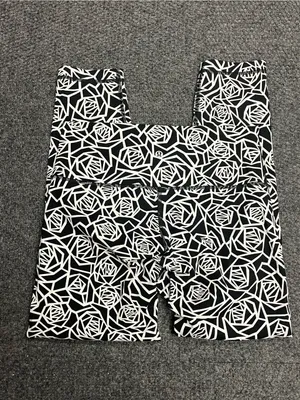 Lululemon black and white rose leggings size 8 thumbnail 5