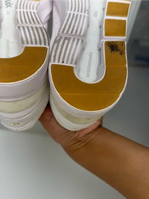 On The Roger Centre Court Tennis Sneaker‎ Women’s Sz 8 thumbnail 6