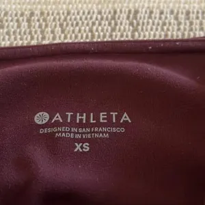 ATHLETA Maroon Burgundy Leggings with Pockets thumbnail 4