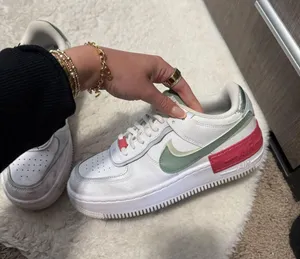 Nike Air Force 1 thumbnail 4