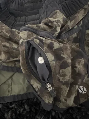 Lululemon Shorts thumbnail 4