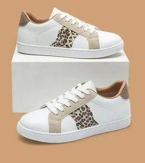 White Sneakers Size 6.5 thumbnail 1