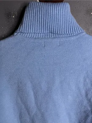EDIKTED Isabelle Oversize Turtleneck Sweater in Light Blue. Size XS/S thumbnail 8