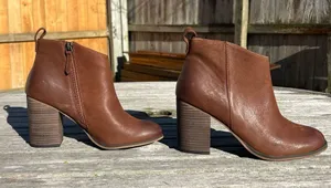 BP. Lance Leather Block Heel Bootie -‎ Size 8 thumbnail 1