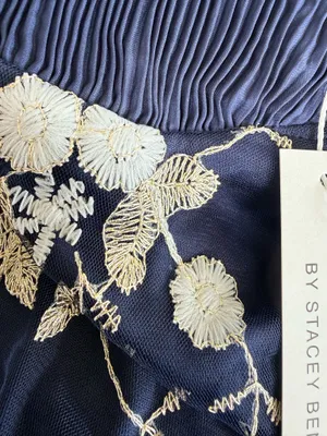 Alice + Olivia Navy Embroidered Maxi Dress XS Floral Mesh Wedding Evening Gown thumbnail 3