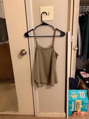 H&M Tank Top thumbnail 2