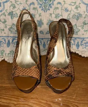 Jessica Simpson Heels thumbnail 1