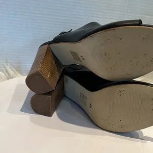 KURT GEIGER Leather Peep Toe Heel Sandals Women's size 40. thumbnail 9