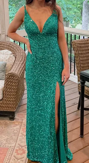 Ashley Lauren Prom Dress thumbnail 3