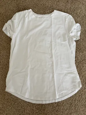 Lululemon Short Sleeve thumbnail 1