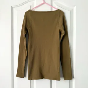 NWOT Caught Your Eye Seamless Top XS/S thumbnail 5