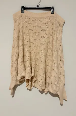 Andree by Unit Oversized Retro Dolman Scalloped Hem Sweater Beige 2X thumbnail 1