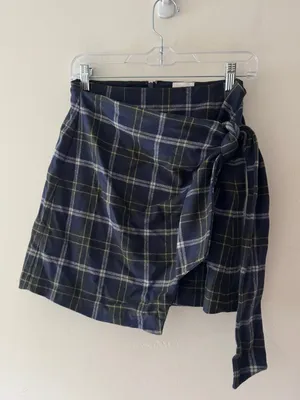 Aritzia Wilfred Wrap-Front Plaid Skirt Wool Cashmere Blend thumbnail 3