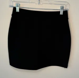Mini Skirt Black thumbnail 1