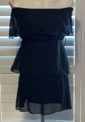 Shasa Black Off-Shoulder Flutter Sleeve Cocktail Dress thumbnail 1