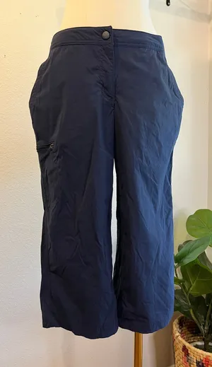 L.L. Bean Blue Low Rise Capri Cropped Wide Relaxed Fit Hiking Pants Size 8 thumbnail 1