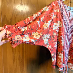 Absolutely Famous XL Orange Floral V-Neck Tie Front Boho Top Dolman Sleeve Soft thumbnail 4