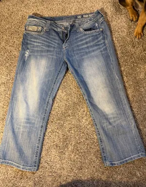 Miss Me JW5824P Cuffed Capri Jeans Light Wash Distressed Blue Denim Size 33 thumbnail 1