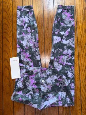 Lululemon Align High Rise 25” Floral Shift Multi Size 6 NWT thumbnail 1