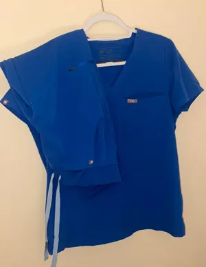 FIGS Scrubs Set Women’s Small thumbnail 1