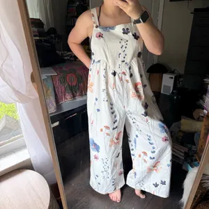 Women’s Small Patterned Overalls Jumpsuit thumbnail 2
