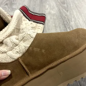 UGG Classic Sweater Letter Platform Chestnut Boot Size 8 thumbnail 6