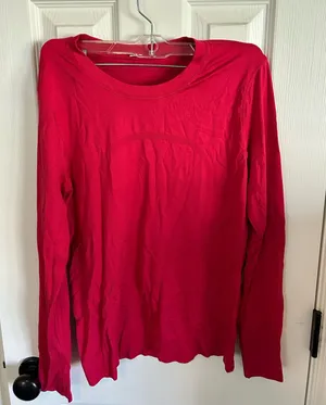 Lululemon Swiftly Relaxed Long Sleeve thumbnail 1