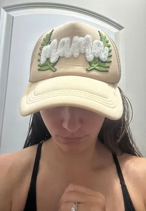 Mama trucker hat Tan thumbnail 1