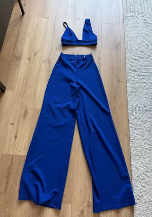 Blue Set thumbnail 1