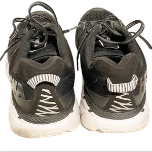 Hoka One One Womens 10 Clifton Black/White‎ Mesh Athletic Sneaker Shoe thumbnail 5