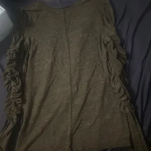Free People We The Free Top Long Sleeve Women’s size small thumbnail 1